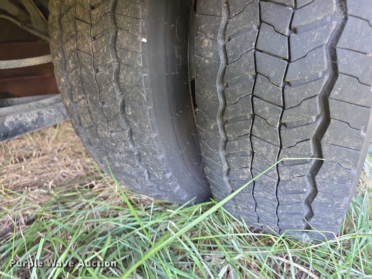 image for item FI0568 2019 Ford E450 Super Duty ambulance