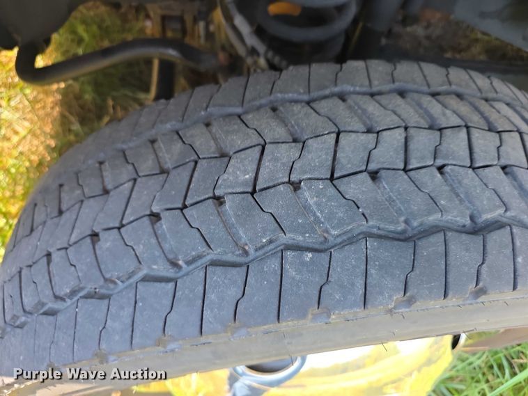 image for item FI0568 2019 Ford E450 Super Duty ambulance