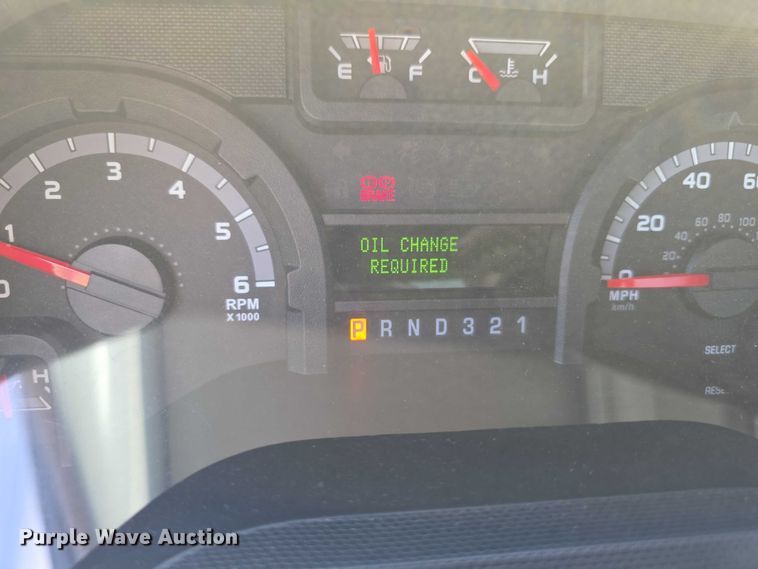 image for item FI0569 2014 Ford E350 Super Duty  delivery van