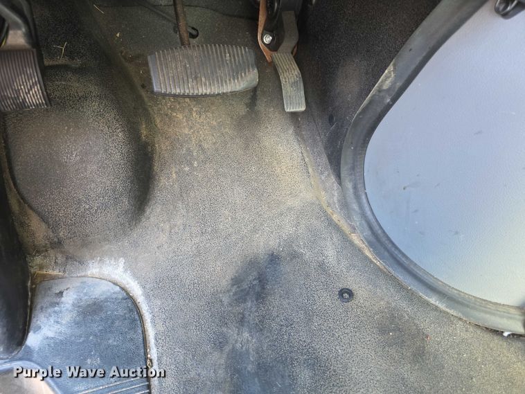 image for item FI0569 2014 Ford E350 Super Duty  delivery van