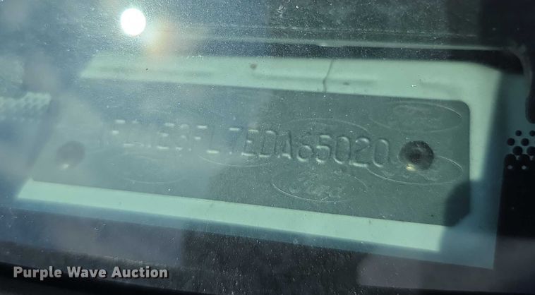 image for item FI0569 2014 Ford E350 Super Duty  delivery van