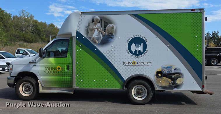 image for item FI0571 2014 Ford E350 Super Duty  delivery van