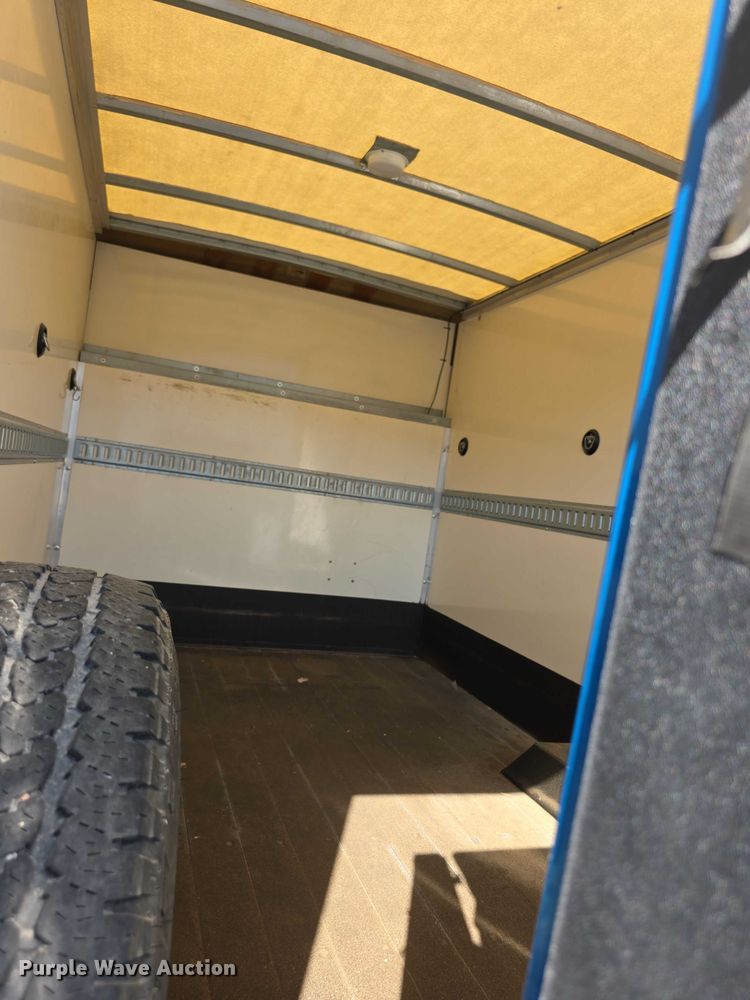 image for item FI0571 2014 Ford E350 Super Duty  delivery van