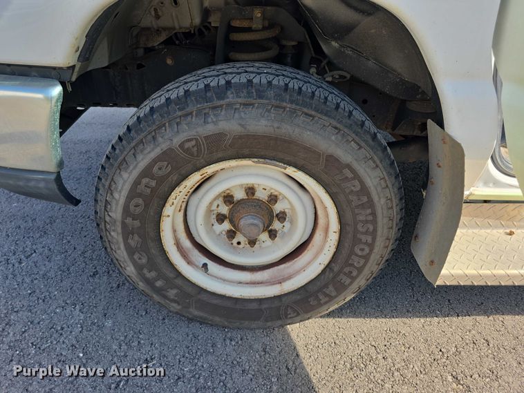 image for item FI0571 2014 Ford E350 Super Duty  delivery van