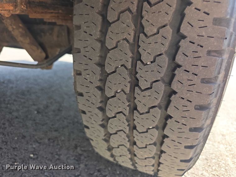 image for item FI0571 2014 Ford E350 Super Duty  delivery van