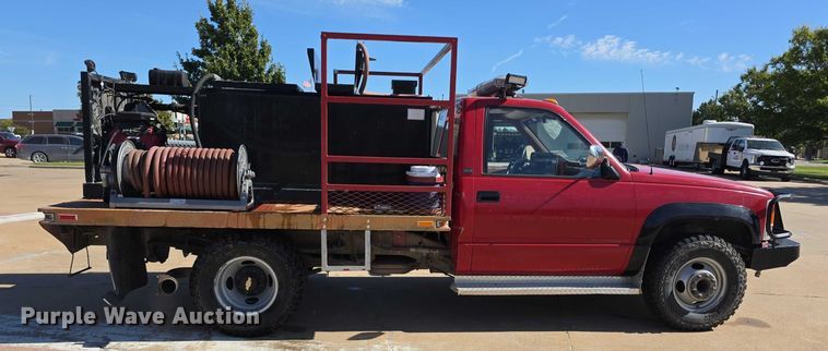 image for item FI0585 1991 Chevrolet Cheyenne 3500 brush fire truck