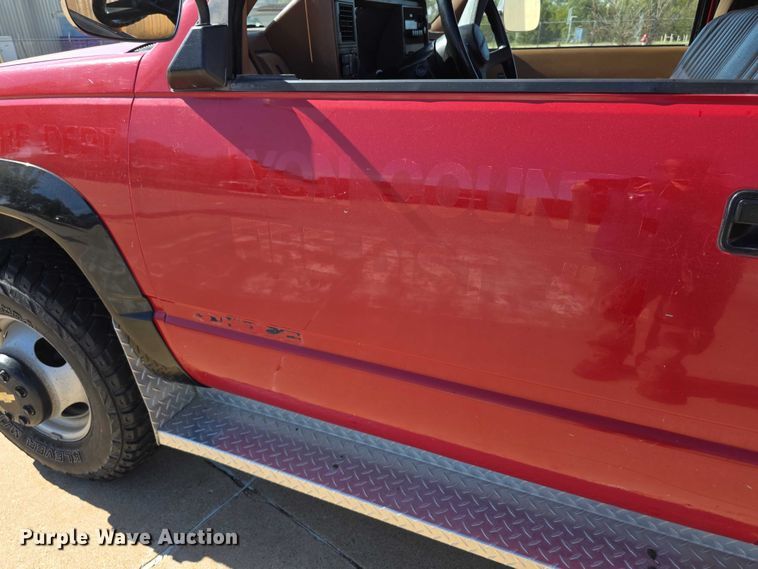 image for item FI0585 1991 Chevrolet Cheyenne 3500 brush fire truck