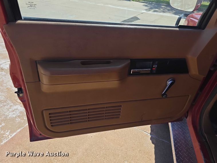 image for item FI0585 1991 Chevrolet Cheyenne 3500 brush fire truck