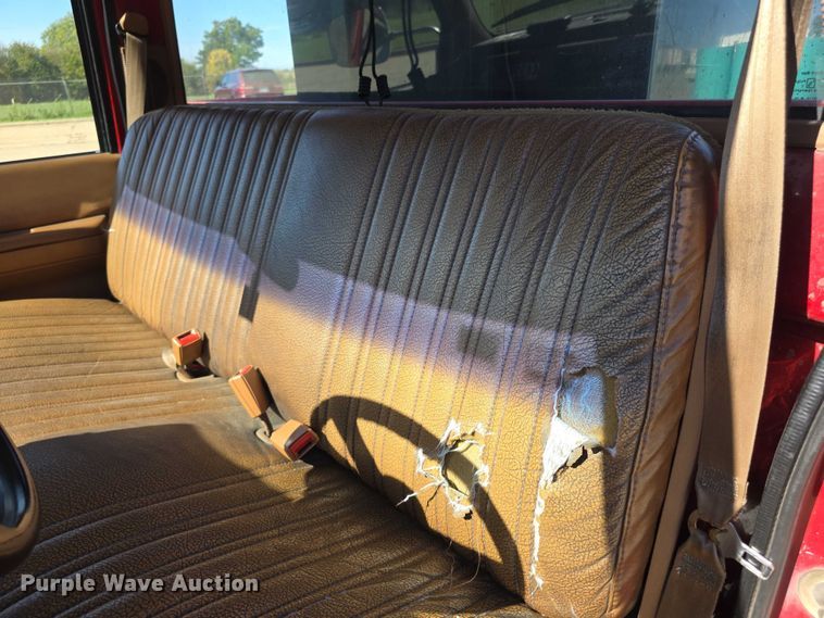 image for item FI0585 1991 Chevrolet Cheyenne 3500 brush fire truck