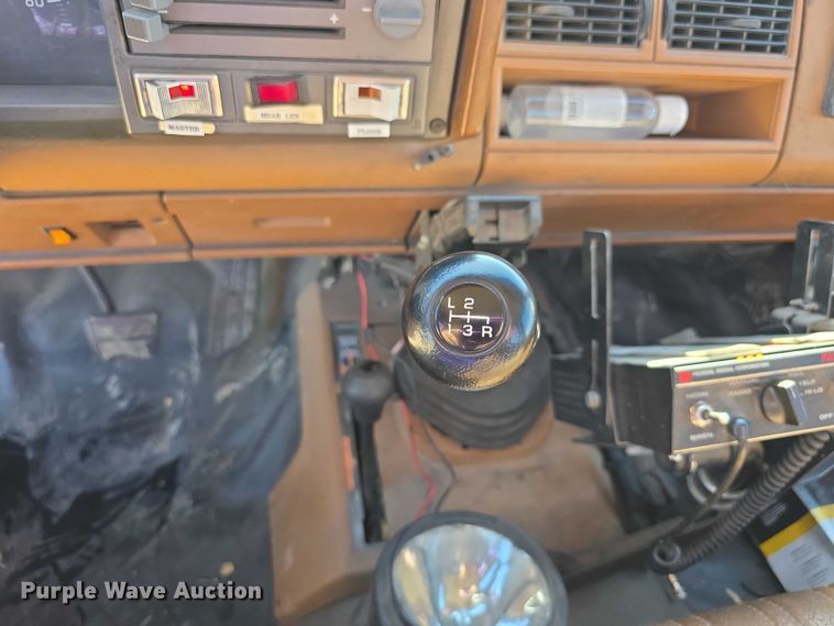 image for item FI0585 1991 Chevrolet Cheyenne 3500 brush fire truck