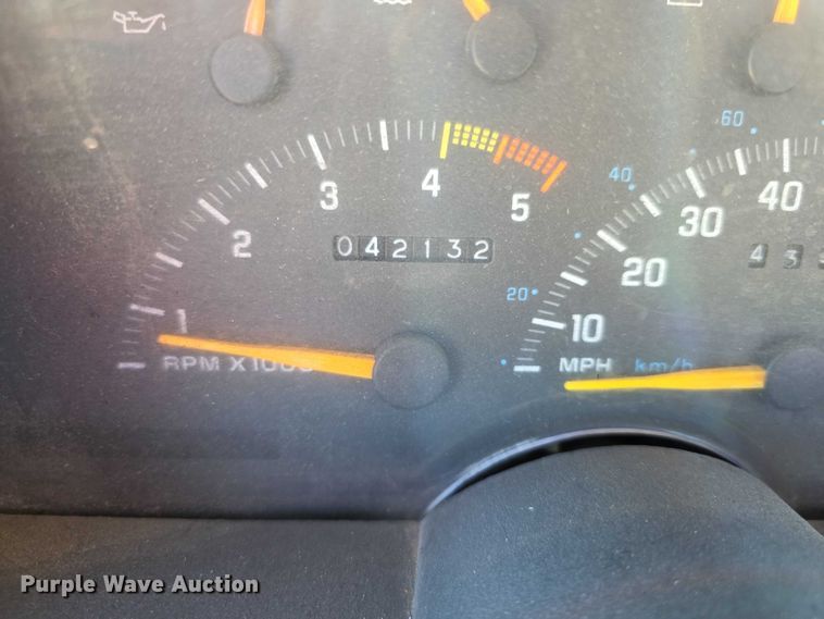 image for item FI0585 1991 Chevrolet Cheyenne 3500 brush fire truck