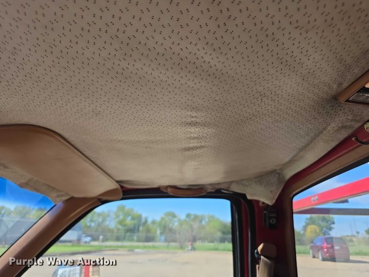 image for item FI0585 1991 Chevrolet Cheyenne 3500 brush fire truck