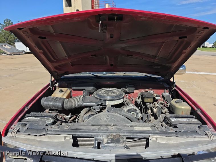 image for item FI0585 1991 Chevrolet Cheyenne 3500 brush fire truck