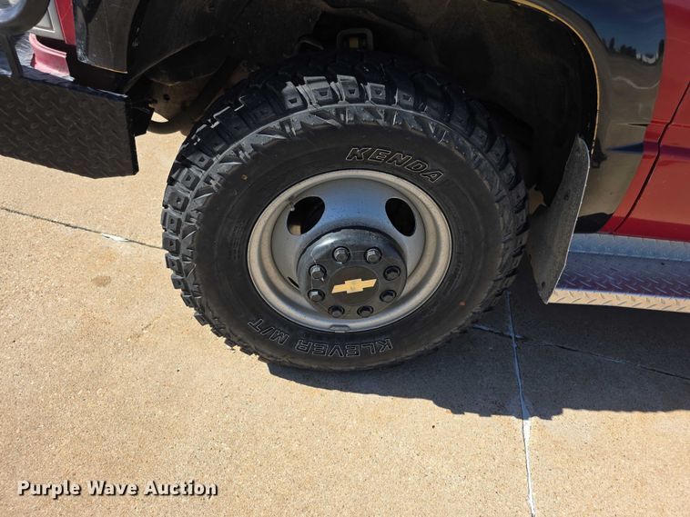 image for item FI0585 1991 Chevrolet Cheyenne 3500 brush fire truck