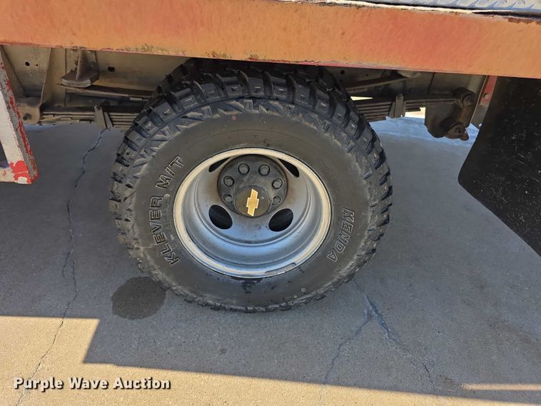 image for item FI0585 1991 Chevrolet Cheyenne 3500 brush fire truck