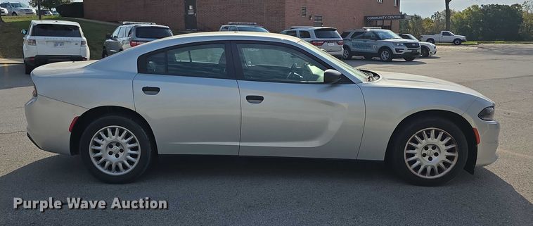 image for item FI0588 2017 Dodge  Charger Police 