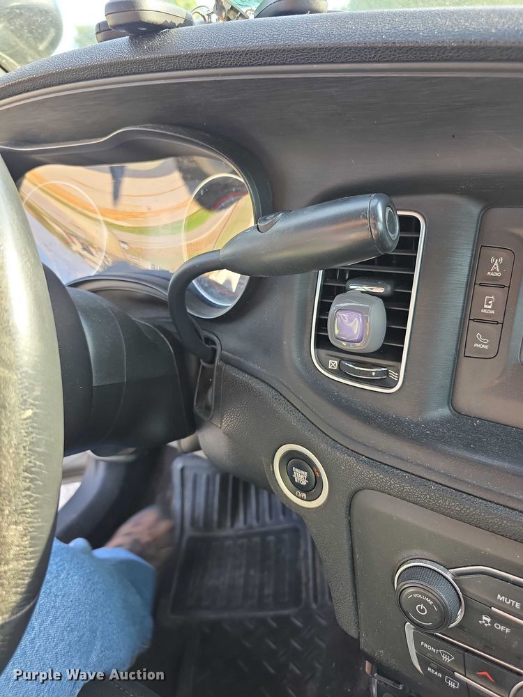 image for item FI0588 2017 Dodge  Charger Police 