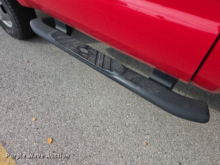 image for item FI0589 2014 Ford F350 Super Duty  dump bed pickup truck