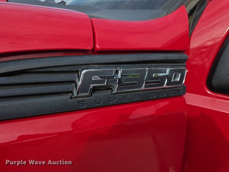 image for item FI0589 2014 Ford F350 Super Duty  dump bed pickup truck