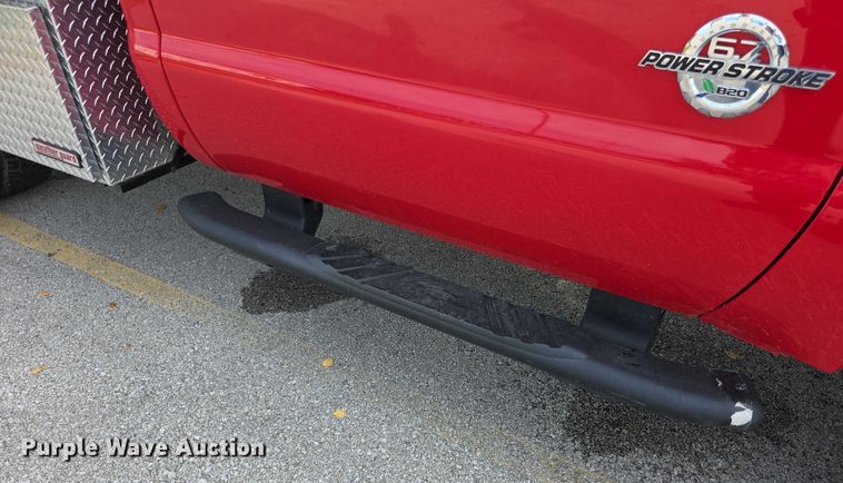 image for item FI0589 2014 Ford F350 Super Duty  dump bed pickup truck