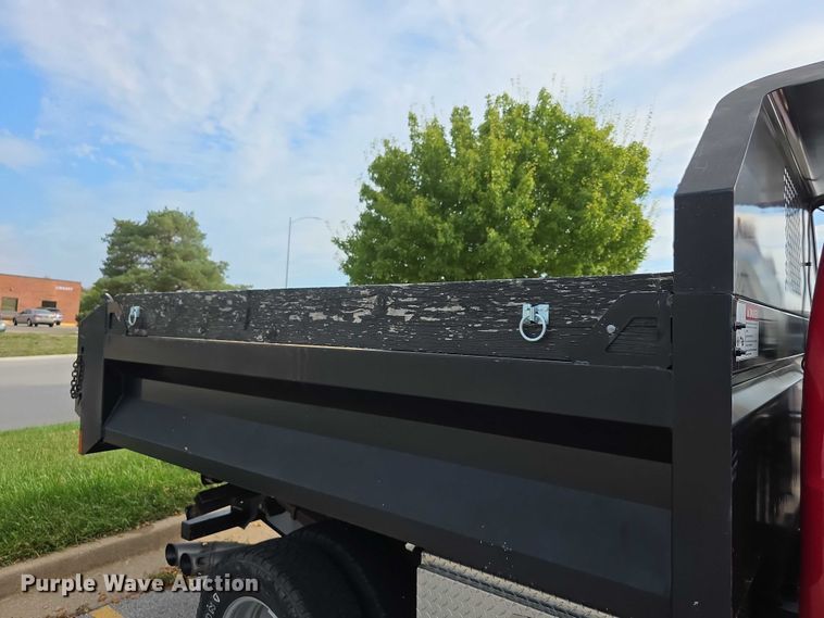 image for item FI0589 2014 Ford F350 Super Duty  dump bed pickup truck