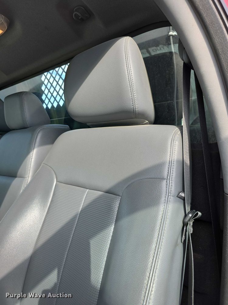 image for item FI0589 2014 Ford F350 Super Duty  dump bed pickup truck