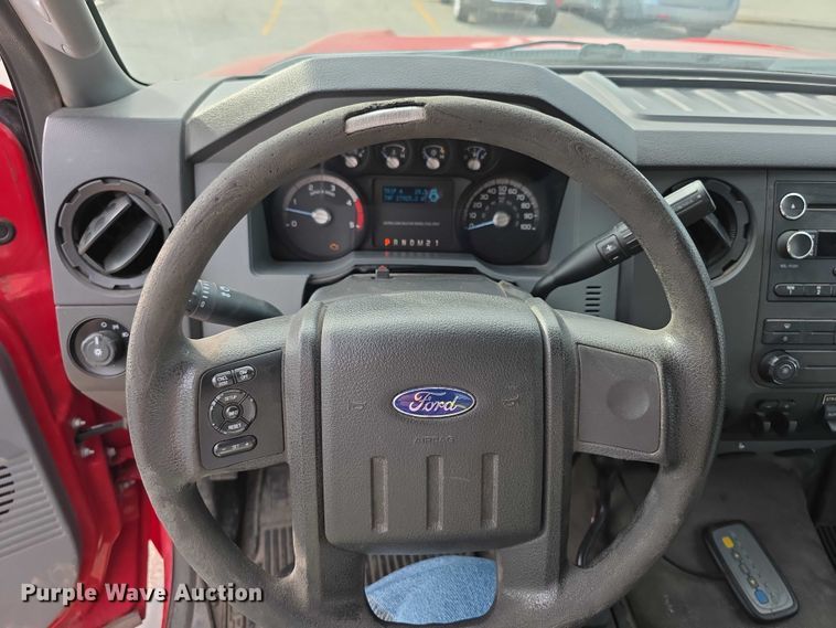 image for item FI0589 2014 Ford F350 Super Duty  dump bed pickup truck