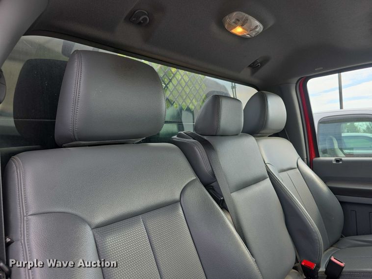 image for item FI0589 2014 Ford F350 Super Duty  dump bed pickup truck