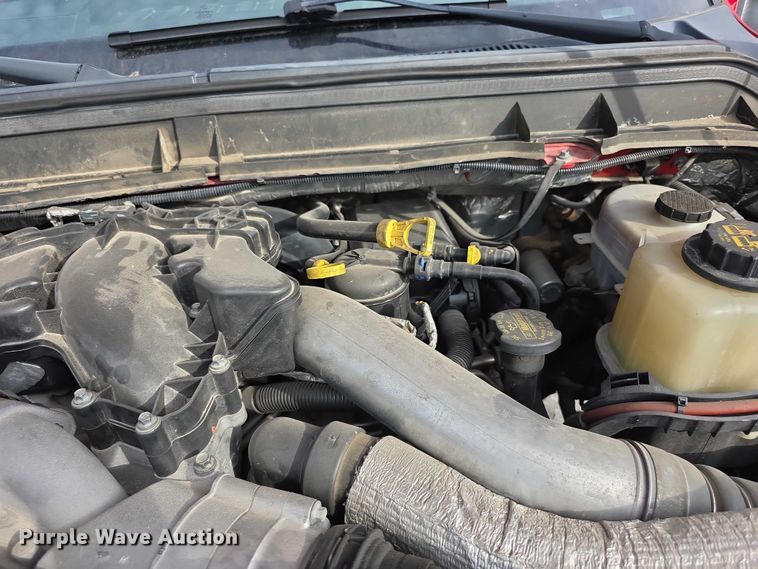 image for item FI0589 2014 Ford F350 Super Duty  dump bed pickup truck