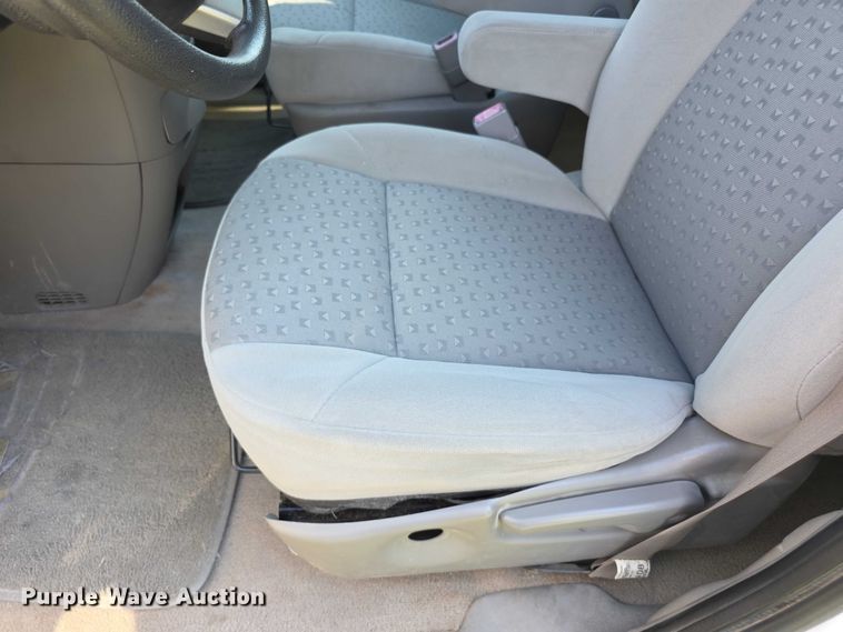 image for item FI0590 2008 Chevrolet Uplander van