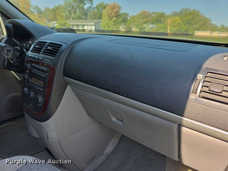 image for item FI0590 2008 Chevrolet Uplander van