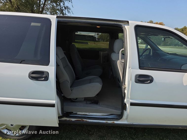 image for item FI0590 2008 Chevrolet Uplander van