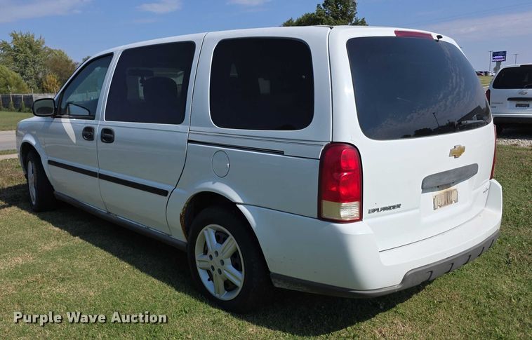 image for item FI0591 2005 Chevrolet Uplander van