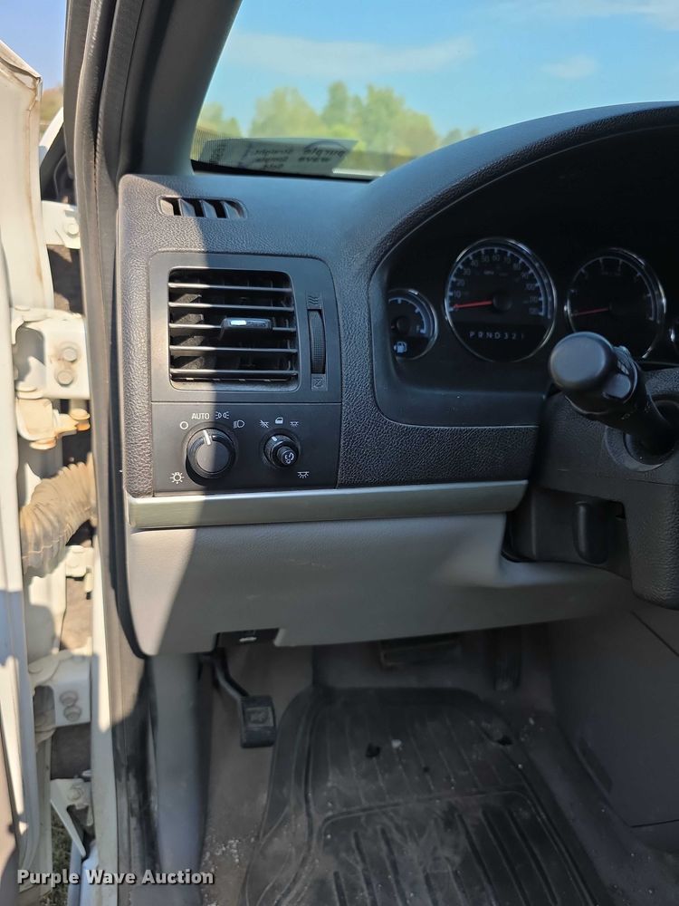 image for item FI0591 2005 Chevrolet Uplander van