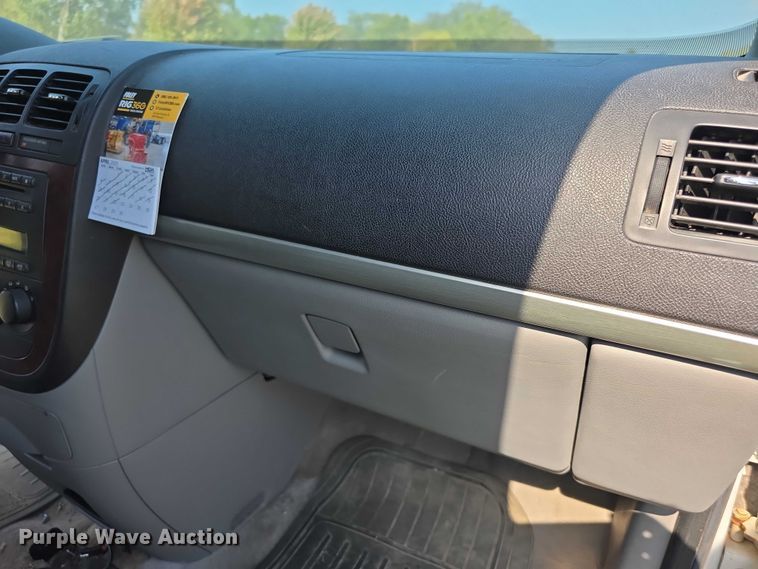 image for item FI0591 2005 Chevrolet Uplander van