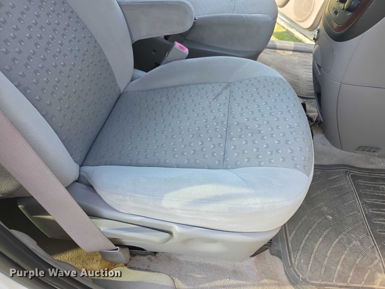 image for item FI0591 2005 Chevrolet Uplander van