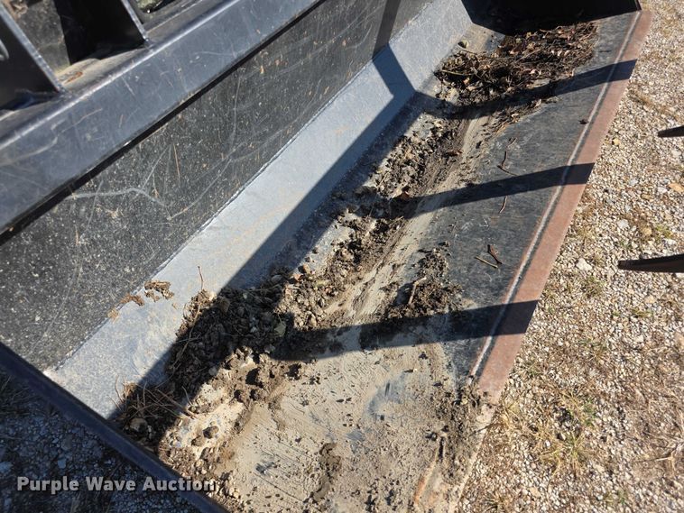 image for item FI0596 2007 New Holland TD95D MFWD tractor