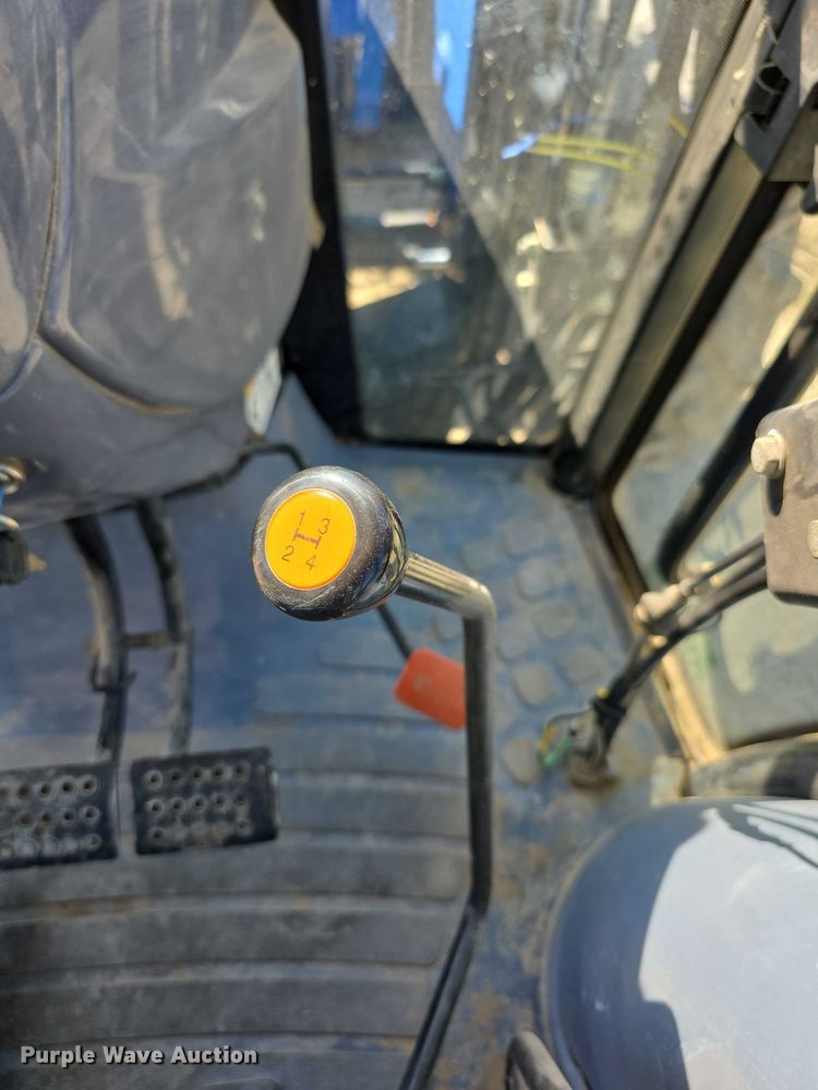 image for item FI0596 2007 New Holland TD95D MFWD tractor