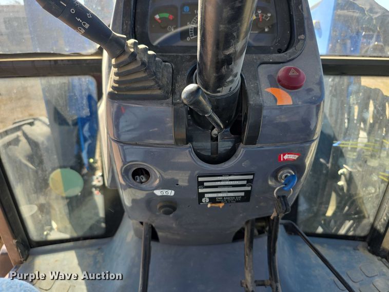 image for item FI0596 2007 New Holland TD95D MFWD tractor