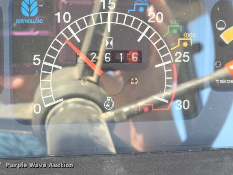 image for item FI0596 2007 New Holland TD95D MFWD tractor