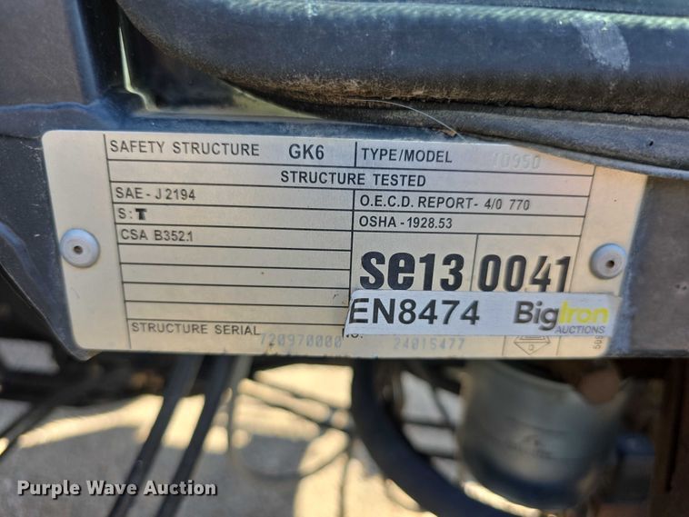 image for item FI0596 2007 New Holland TD95D MFWD tractor