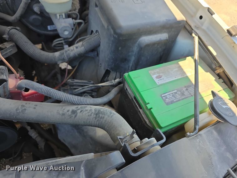 image for item FI0598 2006 Chevrolet flatbed pickup truck