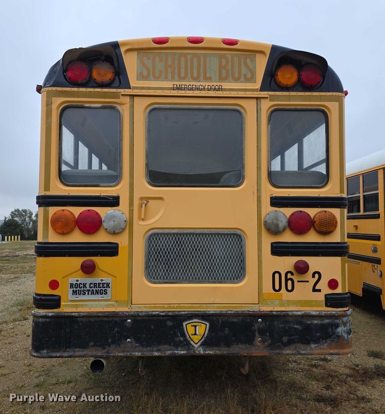 image for item FI0599 2006 IC CE300 school bus