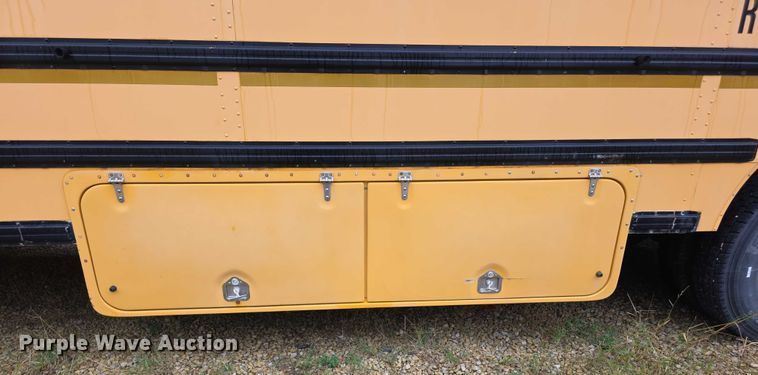 image for item FI0599 2006 IC CE300 school bus