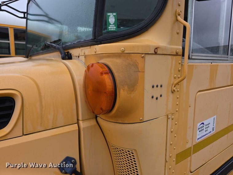 image for item FI0599 2006 IC CE300 school bus