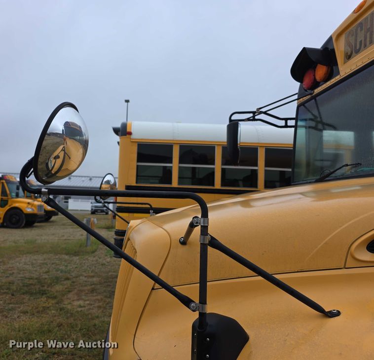 image for item FI0599 2006 IC CE300 school bus