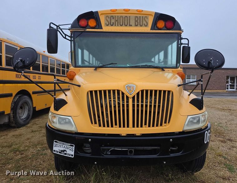 image for item FI0599 2006 IC CE300 school bus