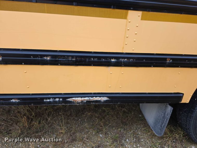 image for item FI0599 2006 IC CE300 school bus