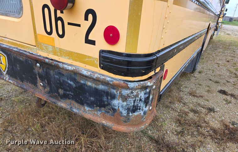 image for item FI0599 2006 IC CE300 school bus