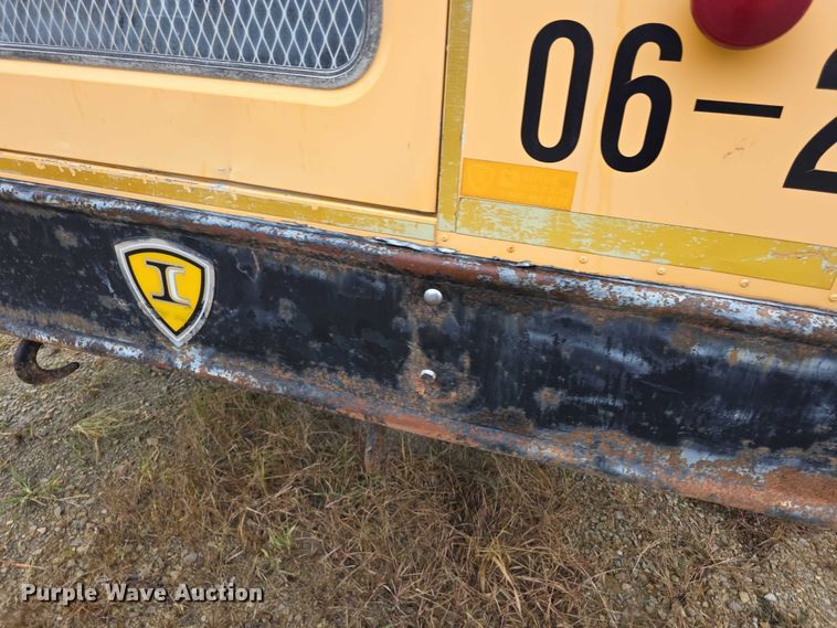 image for item FI0599 2006 IC CE300 school bus